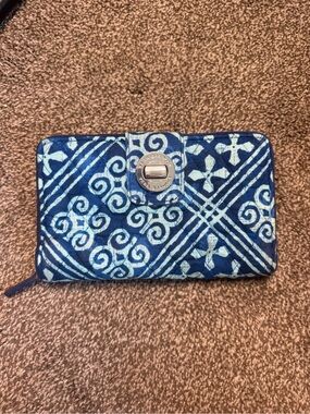 Vera Bradley Navy and Light Blue Quilted Turn-Lock Wallet